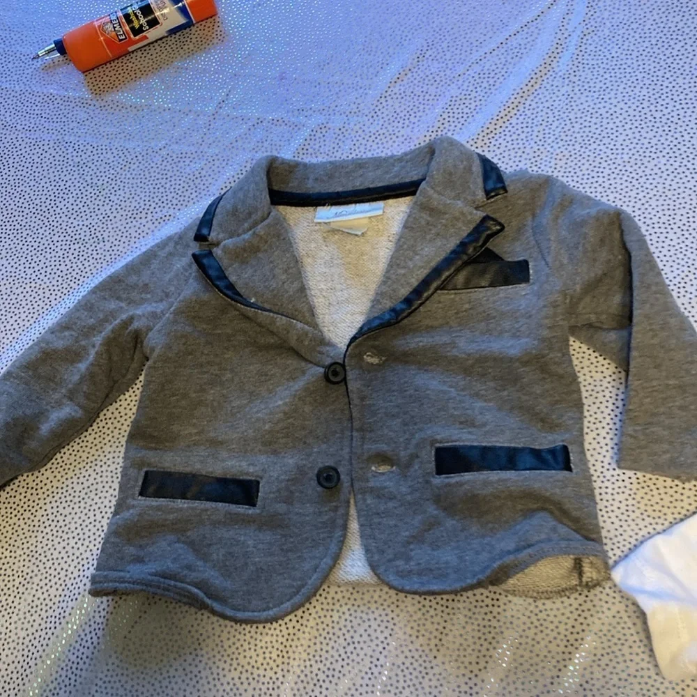 Miniclasix boys t shirt and vest size 3 months 0-12 lbs  new without tag